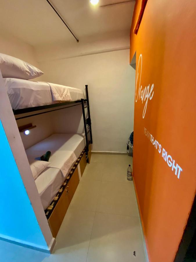 بلايا ديل كارمن Why Not Rooftop Party Hostel المظهر الخارجي الصورة